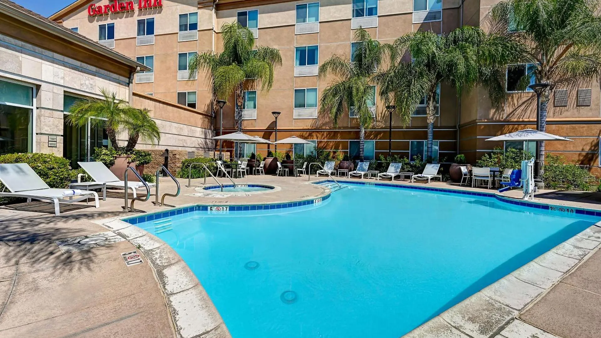 Hilton Garden Inn San Bernardino